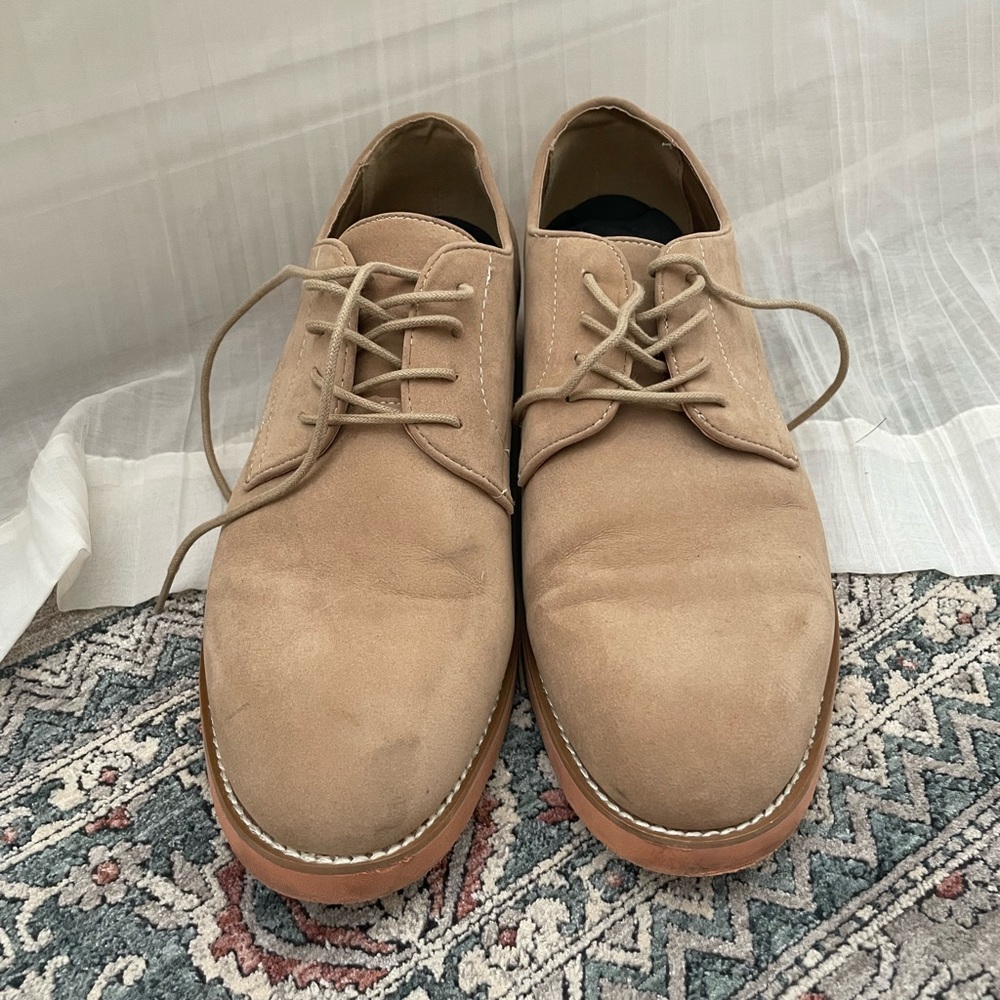 Charter Club size 10.5 tan shoe